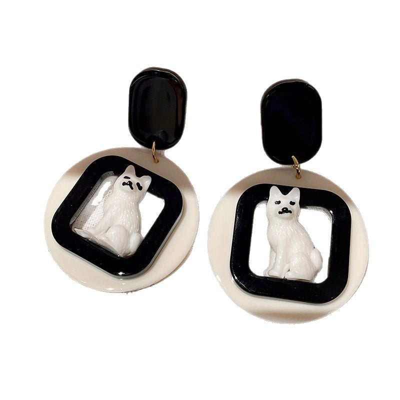 Orecchini a perno geometrici a forma di cucciolo, in argento S925, con aghi e design a cartone animato, simpatici e divertenti, realizzati a mano.