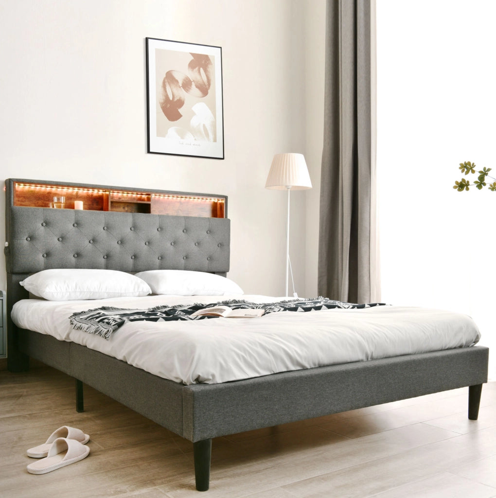 Letto matrimoniale imbottito grigio 140x200 cm con testiera contenitore e LED