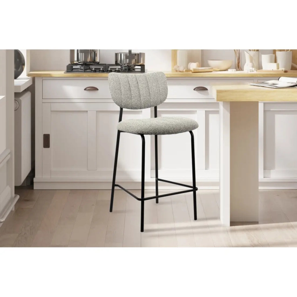 Sedia da banco VENTURA – Tessuto grigio chiaro – Piedi in metallo nero – Altezza 97 cm – Stile design/industriale