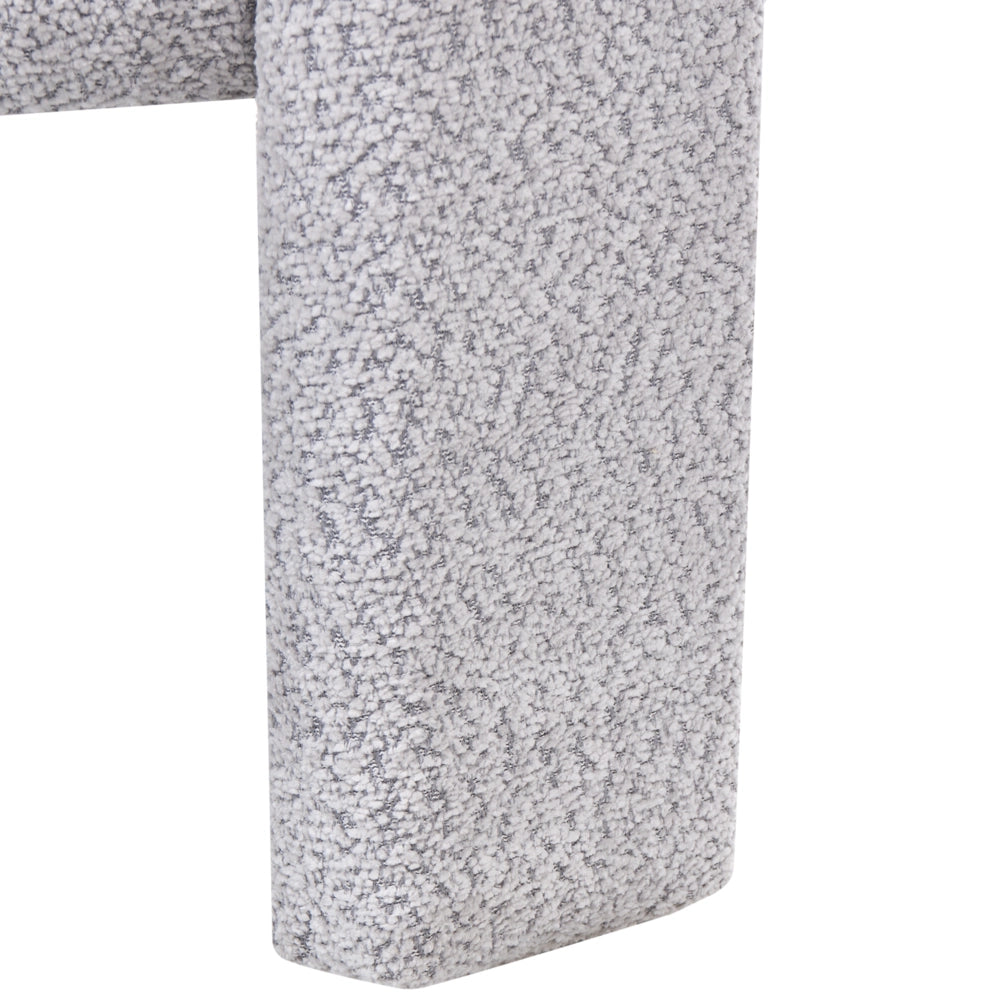 Poltrona imbottita in ciniglia con schienale curvo seduta moderna in stile scandinavo grigio chiaro