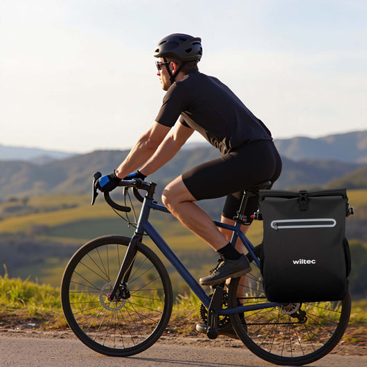 Borsa per bici 4in1 20 l nera, impermeabile, montaggio al portapacchi posteriore, scomparto laptop, elementi riflettenti
