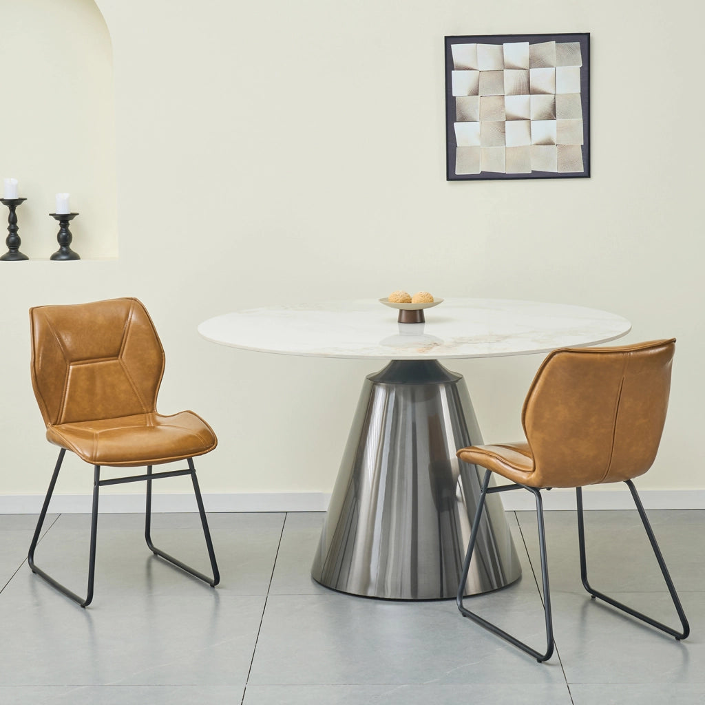 Sedie da Pranzo Set 2 Pezzi Imbottite ¨C MINIMAL ¨C Similpelle Cognac con Gambe in Metallo