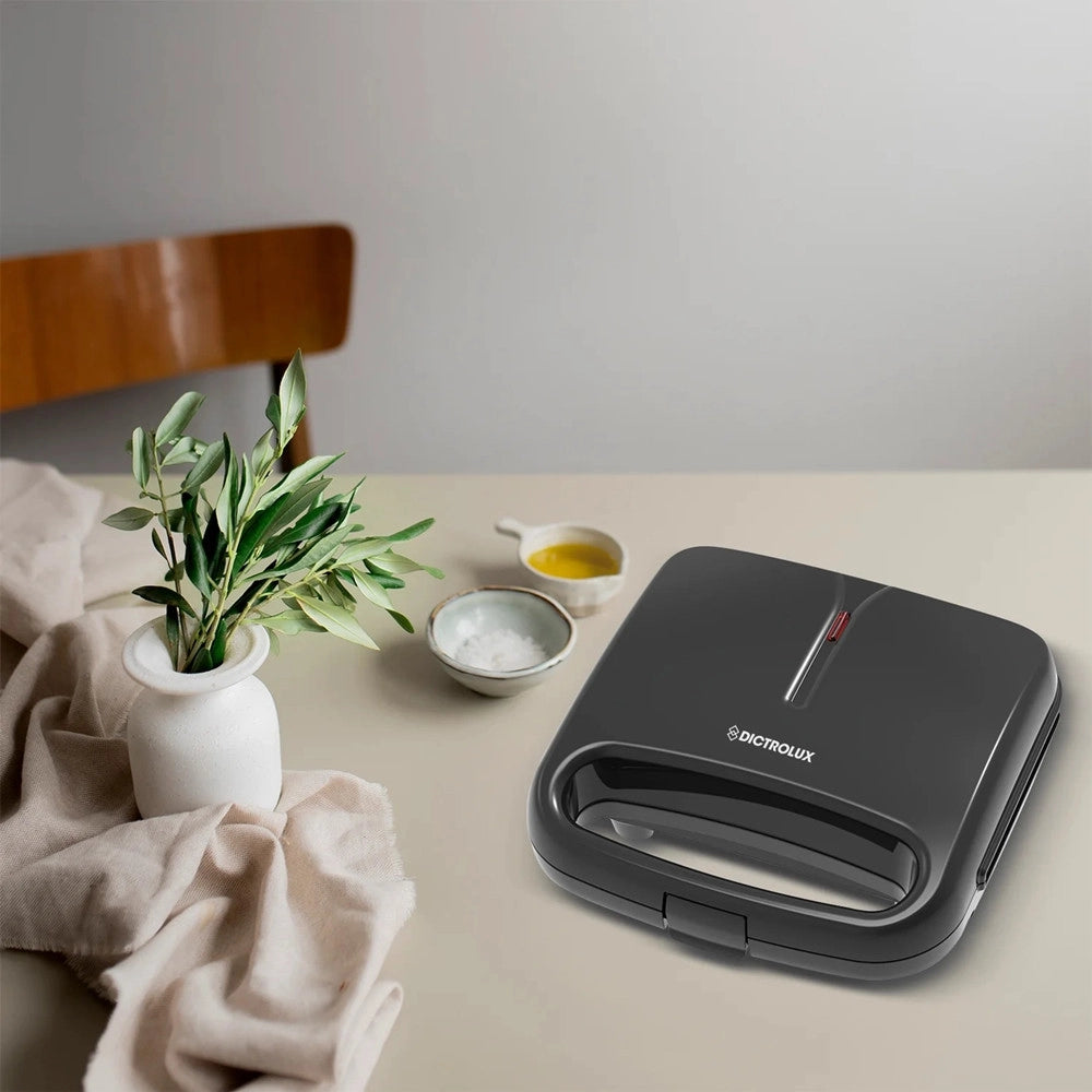 Trade Shop - Tostiera Elettrica 750w Ampie Piastre Antiaderenti Piedini Antiscivolo Manico Termoisolato -