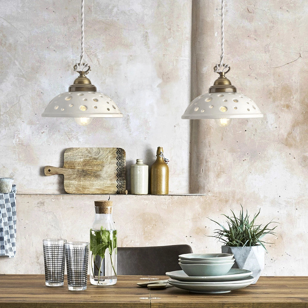 CONTEMPORANEA Sospensione Artigianale in Ceramica Bianca Lucida Piatto Traforato d.20