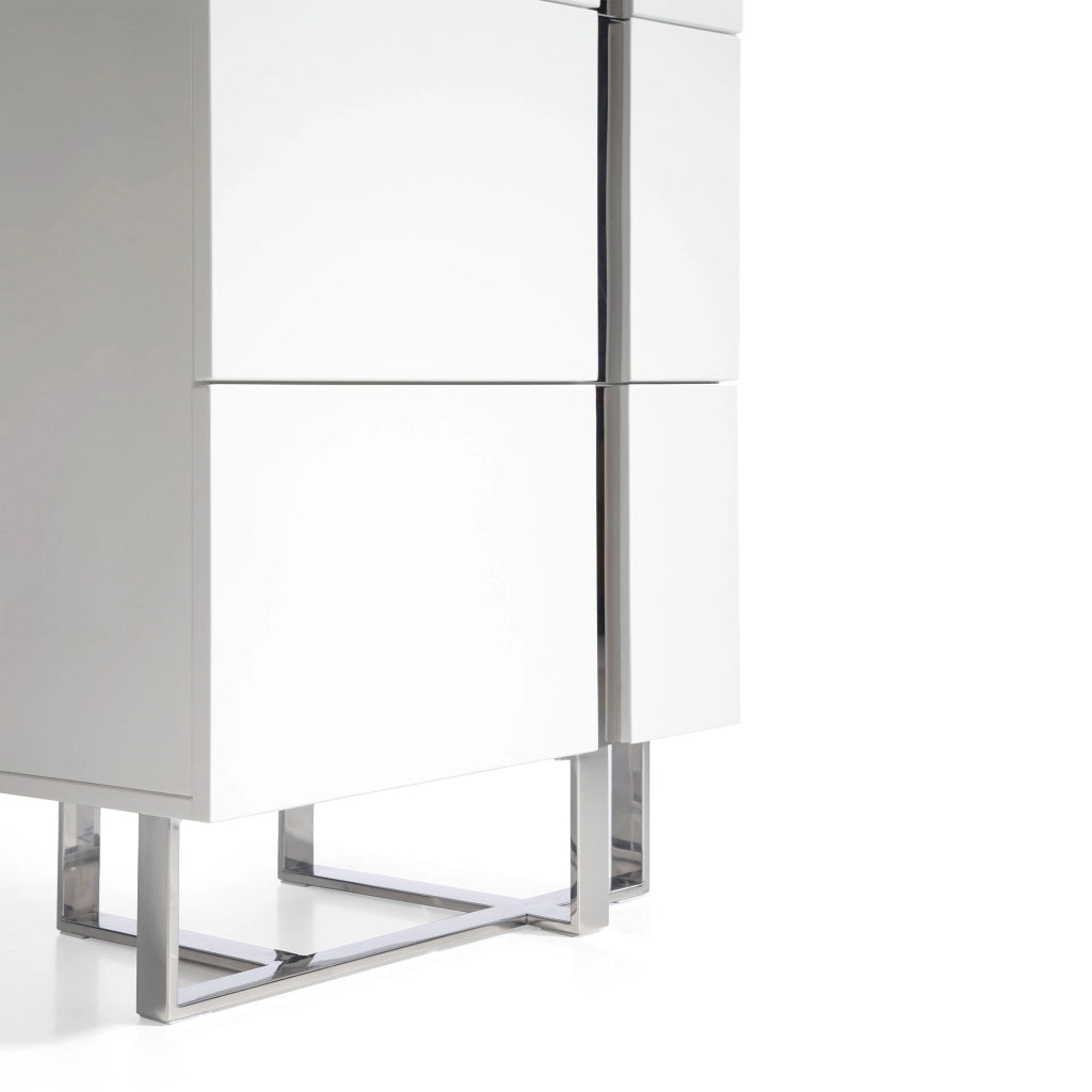 Chiffoniera in legno bianco e acciaio cromato