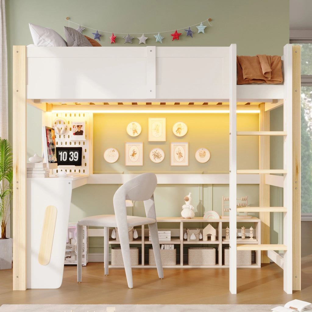 Letto a soppalco per bambini 140x200 cm, letto rialzato con scrivania integrata, pannello forato, illuminazione LED, pino, naturale e bianco