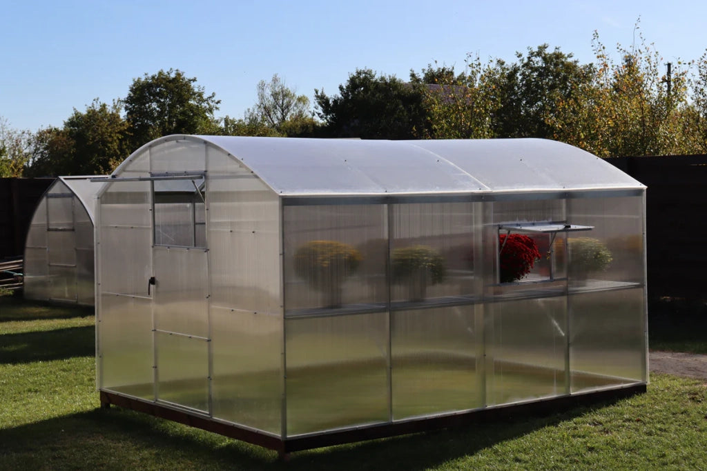Serra da giardino GARDENER 3 x 8 m (24 m²), 4 mm con rivestimento in policarbonato