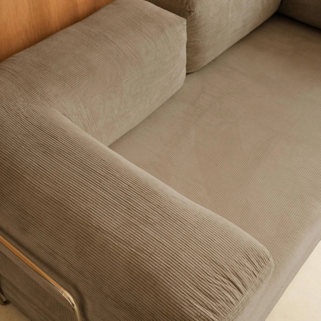 Divano letto futon in velluto a coste e struttura cromata, talpa