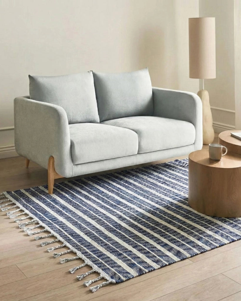 Tappeto blu 140 x 200 cm per soggiorno e camera da letto con frange a righe