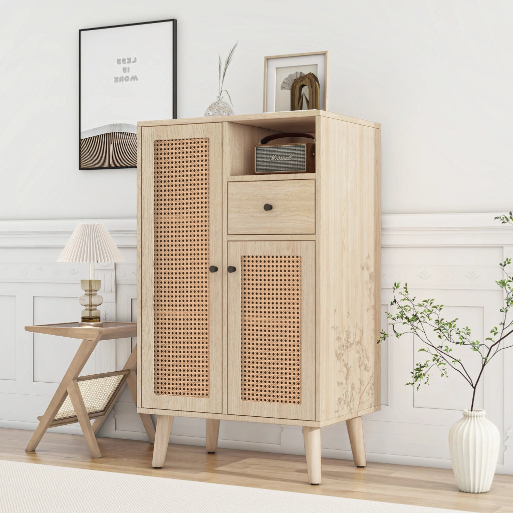 Credenza in effetto legno rovere con 2 ante in rattan e 1 cassetto, 60 x 40 x 101 cm