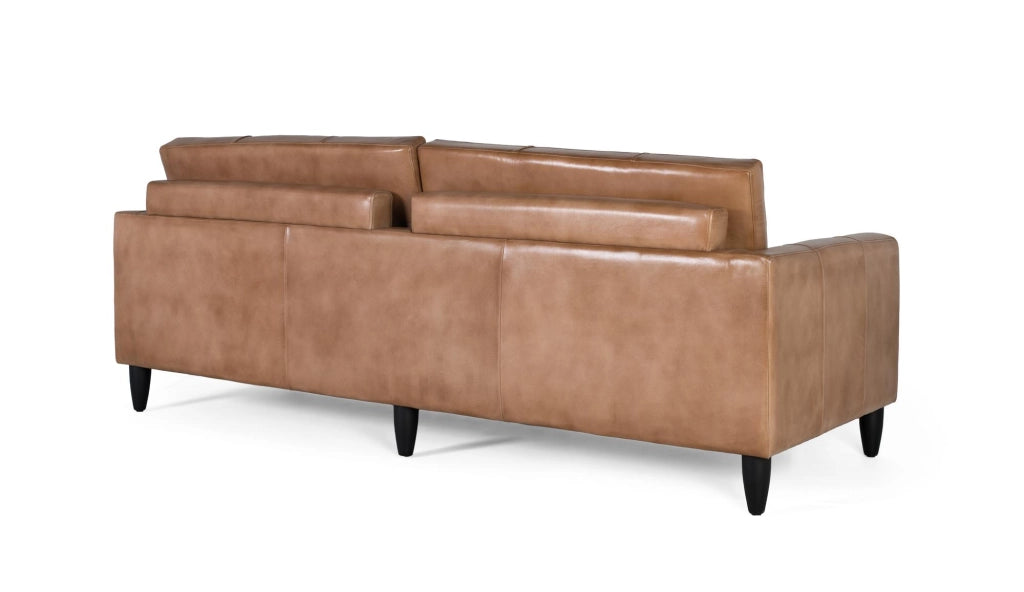 Divano imbottito in pelle e finitura cammello 220cm