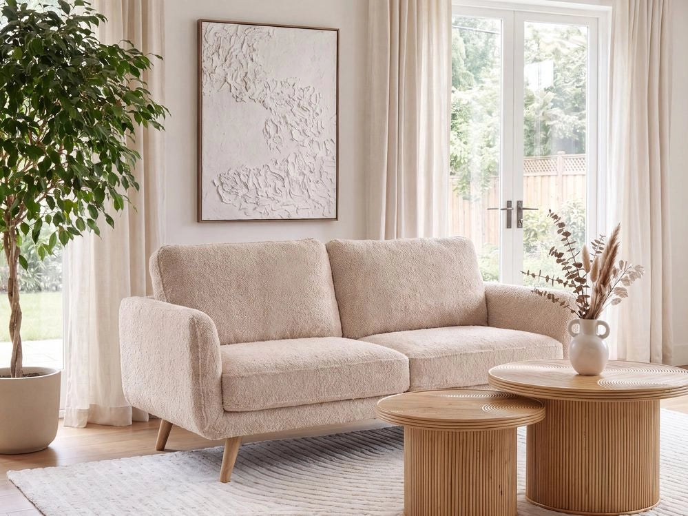 Divano a 2 Posti Beige in Bouclé con Gambe in Legno di Rovere Divanetto in Stile Tradizionale per Soggiorno