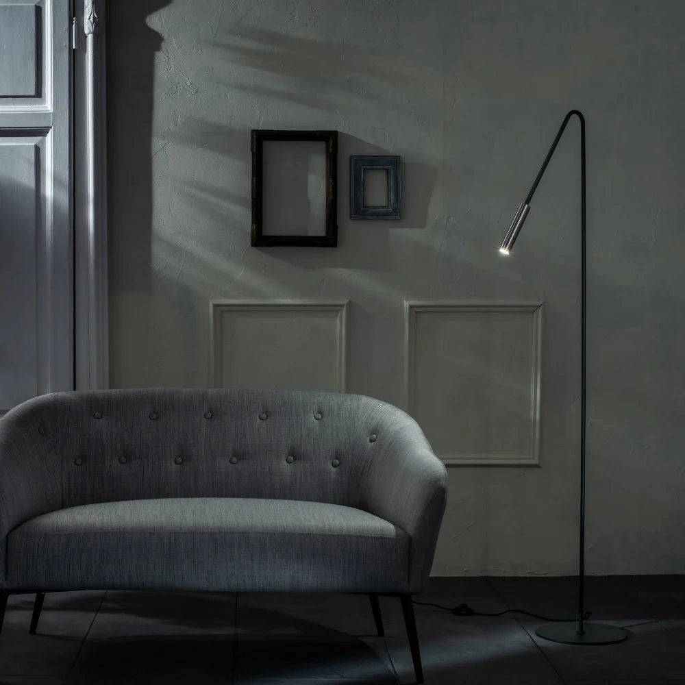 Lampada da terra LED Luminaria in metallo nero | Duzzle