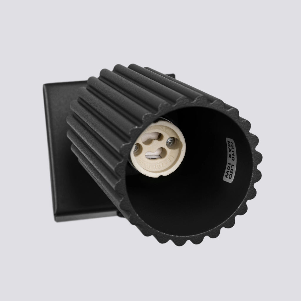 Applique moderna nera orientabile GU10 10W GRAVIO Pure Lume