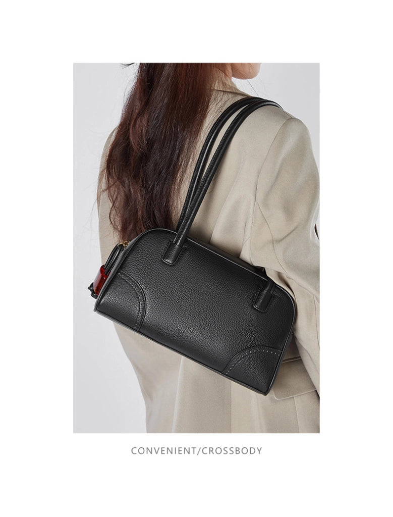 Borsa a tracolla da donna in vera pelle, colore nero.