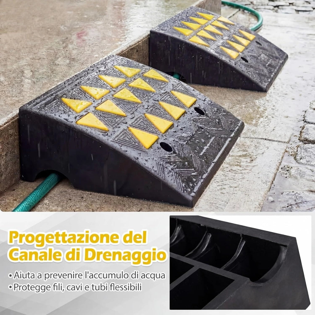 Set di 2 Rampe per Soglia, Rampa per Marciapiede in Gomma Antiscivolo con Strisce Riflettenti Triangolari Gialle e Fori di Drenaggio, Capacità Carico 15 Tonnellate (49 x 37 x 16cm)