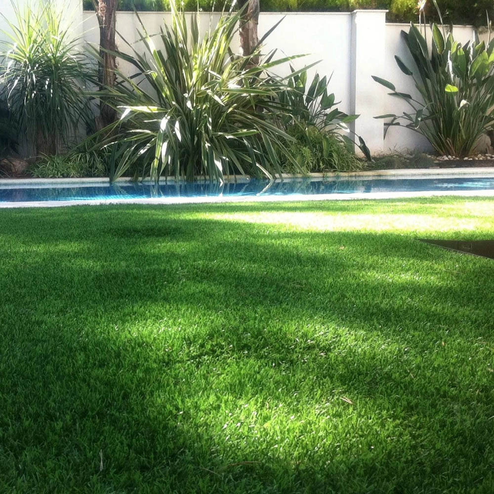 Tappeto erboso sintetico larghezza 2 mt spessore fili erba 45 mm sempre verde *** misura lunghezza 5 mt, confezione 1