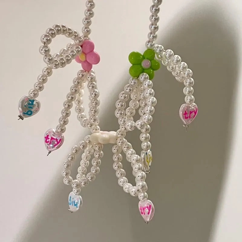 Collana di perle e perline fatta a mano: gioielli in stile girlcore ispirati al mare