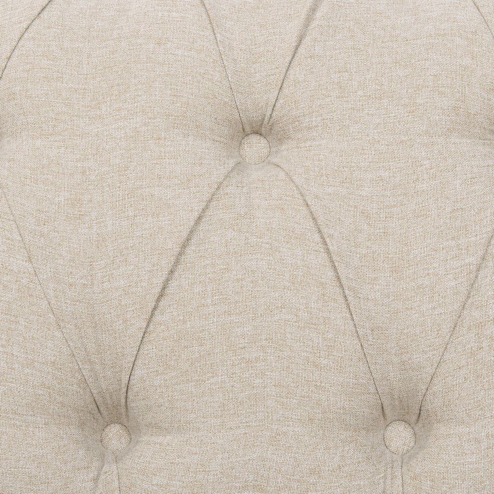 Divano Chesterfield Rivestimento in tessuto beige Gambe in legno scuro 3 posti