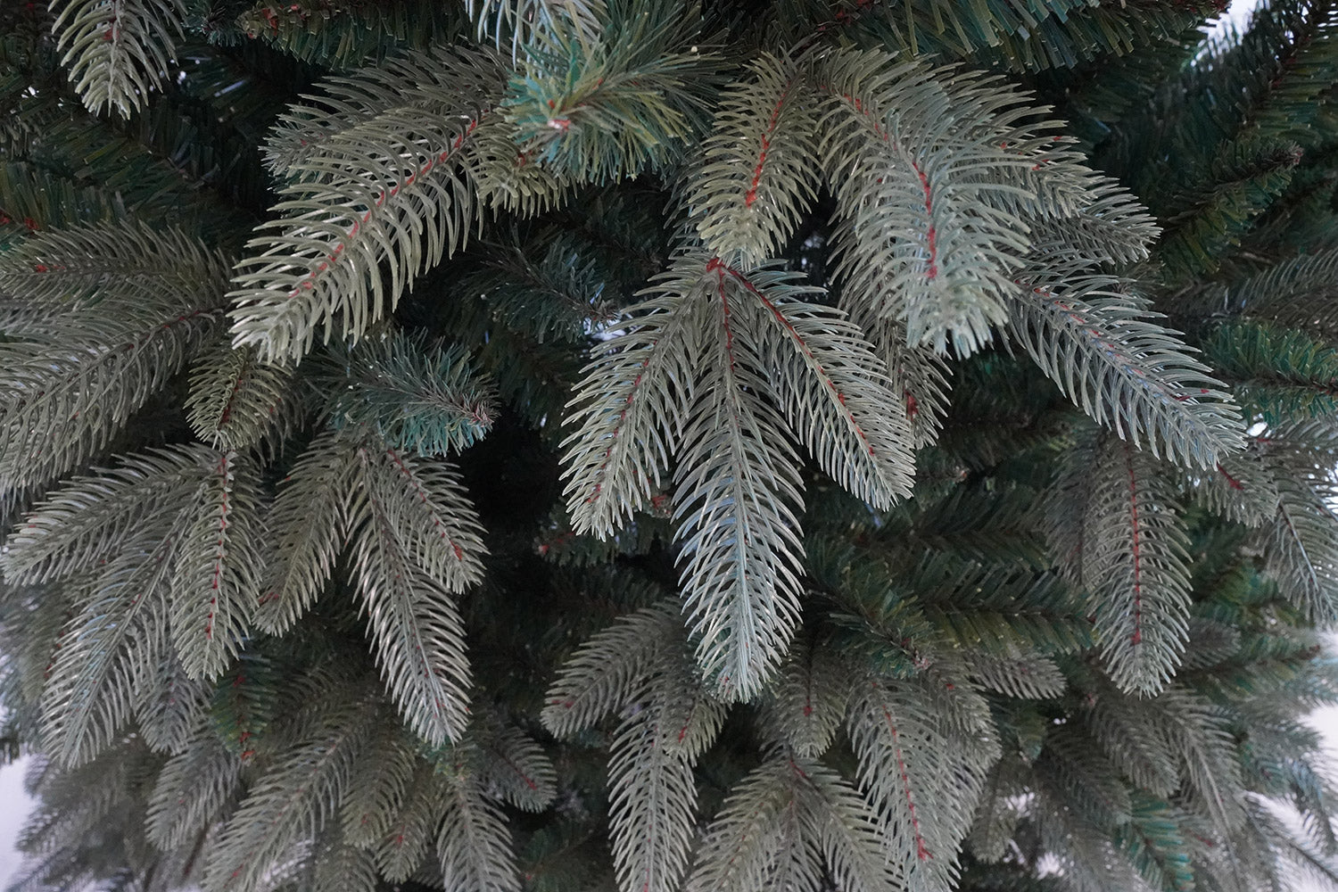 Albero di Natale Artificiale 240 cm 84 Rami  Acero del Gargano Verde