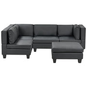 Divano componibile 4 posti imbottito in tessuto nero con gambe nere schienale imbottito lato destro con pouf stile moderno