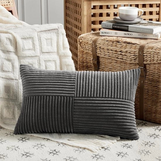 Cuscino coperto in corduroy scuro, 30x60 cm, senza guaina, decorativo per cuscini di divano, camera da letto, soggiorno e balcone.