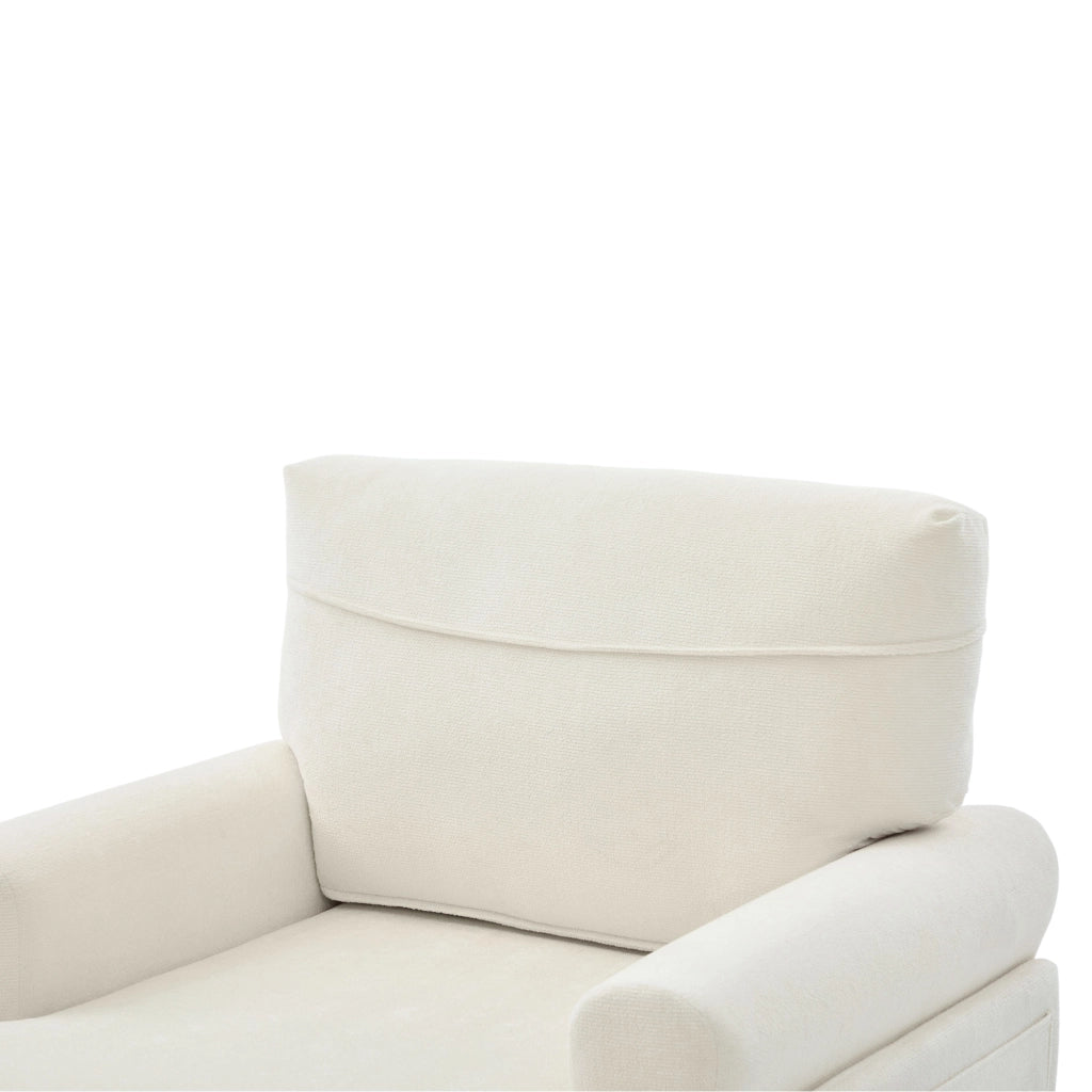 Poltrona lounge in chenille beige con ampia seduta, braccioli e gambe in legno massello