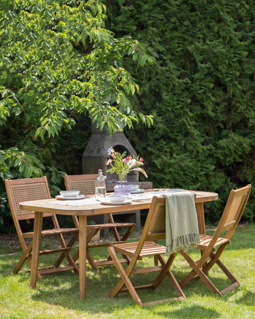 Set di 4 sedie da giardino per esterni in legno d'acacia chiaro pieghevoli stile rustico