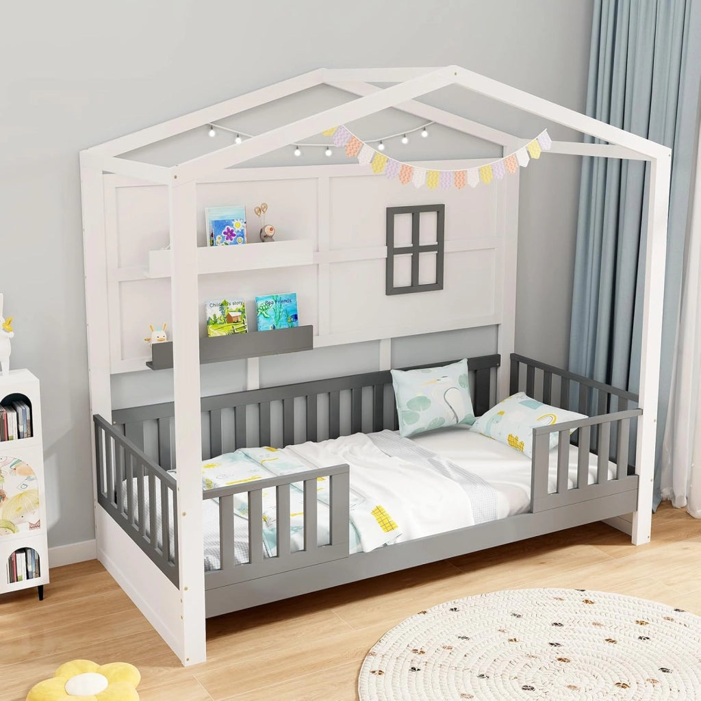 Letto per Cameretta a Forma di Cassetta 90 x 200 cm, per Bambini Struttura di Legno di Pino, Letto Casetta Montessori con 2 Ripiani Mensole e Protezione Anticaduta, Bianco e Grigio