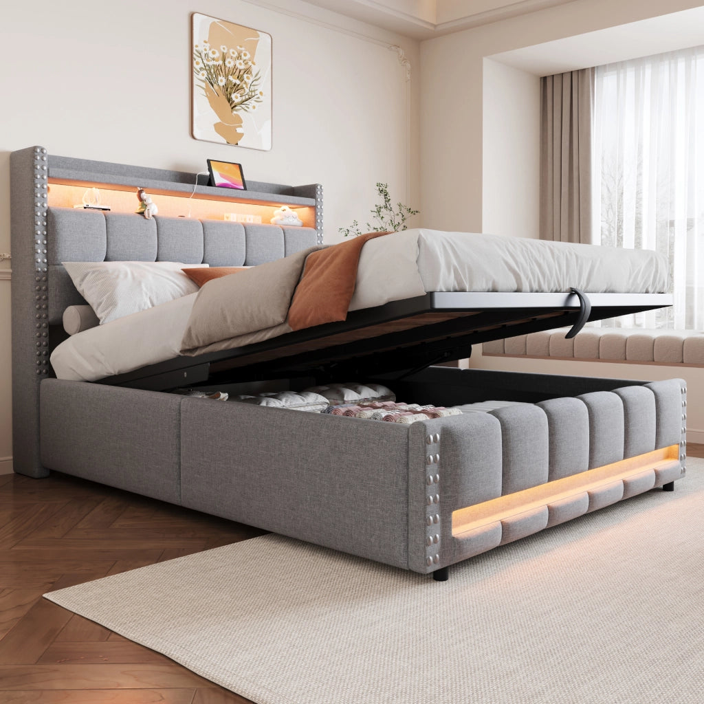 Letto imbottito 140 × 200 cm 2 posti con LED, USB, ripiani e vano contenitore, senza materasso, grigio chiaro