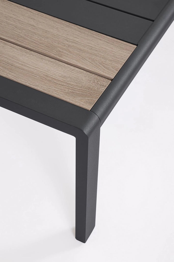 Set 4 Pezzi Salotto da Giardino con Divano 2 Poltrone e Tavolino in Alluminio e Polywood Elna Antracite