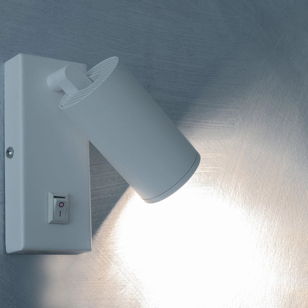 Applique lampada lettura faretto LED 8W GU10 parete muro ORIENTABILE 360 gradi luce comodino hotel ufficio 230V BIANCO