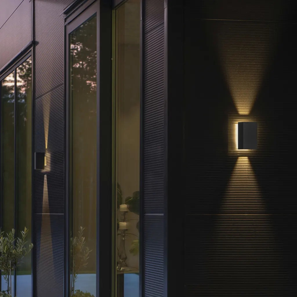 KONSTSMIDE Lampada da Parete Regolabile a LED Cremona Su e Giù 3x3 W 434020