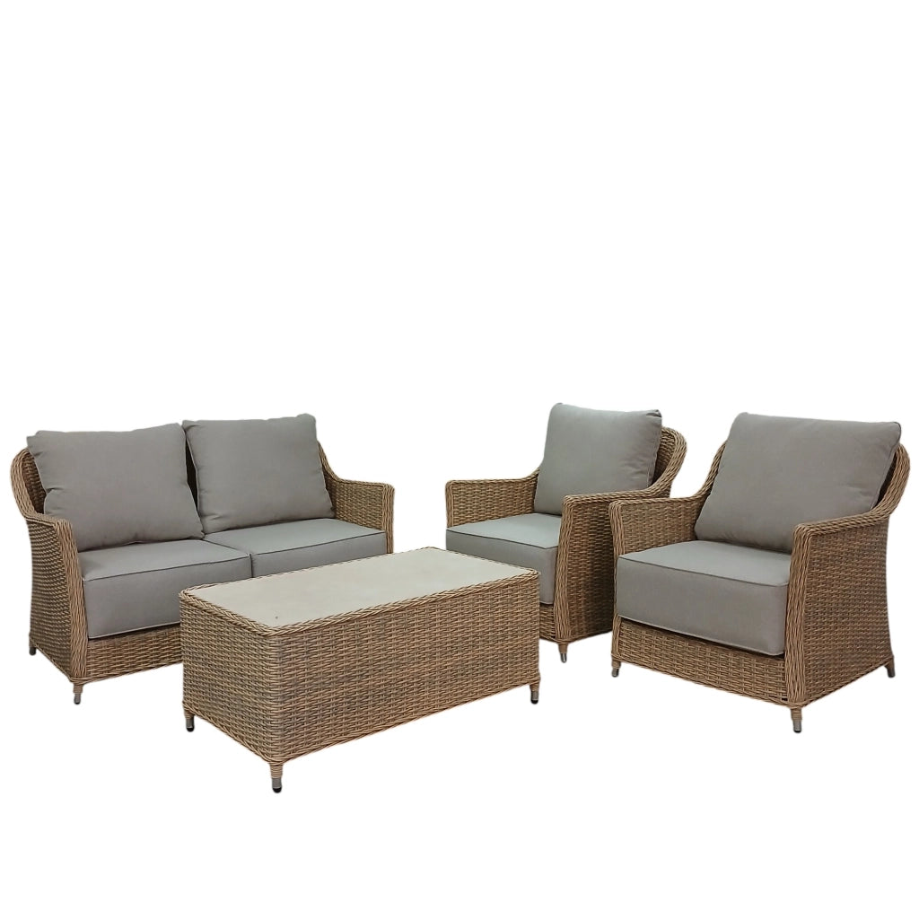 SET SALOTTO ADRIANO IN RATTAN BEIGE CON CUSCINI.
