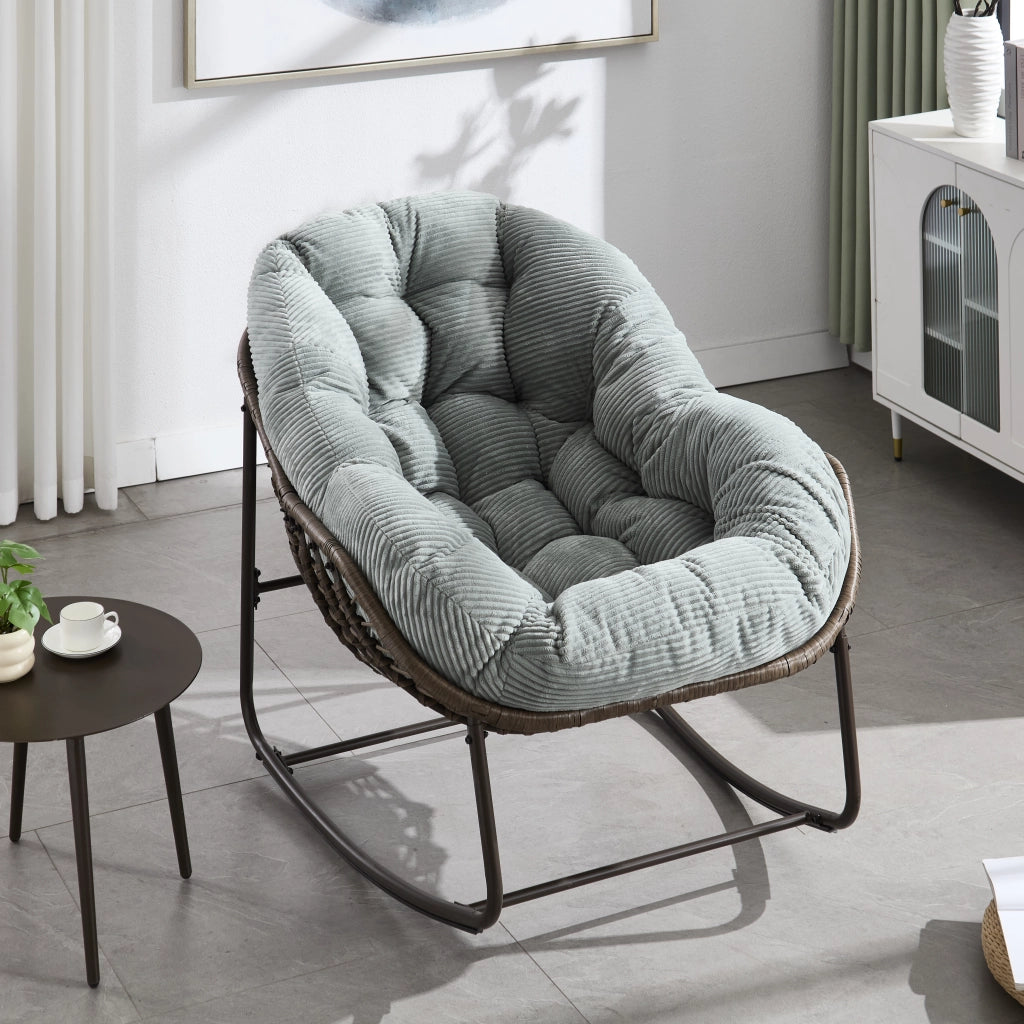 Poltrona a dondolo ampia in rattan sintetico con cuscino, struttura in acciaio, veranda e giardino, verde