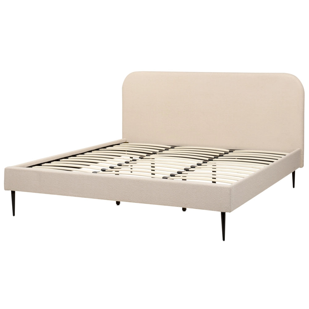 Letto beige bouclè tappezzeria doppia dimensione gambe dorate testiera con rete a doghe 180 x 200 cm design minimalista
