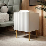 Set di 2 comodini Farini, Comò basso con anta battente e vano interno, Finitura effetto cannettato, 45x40 h51 cm, Bianco