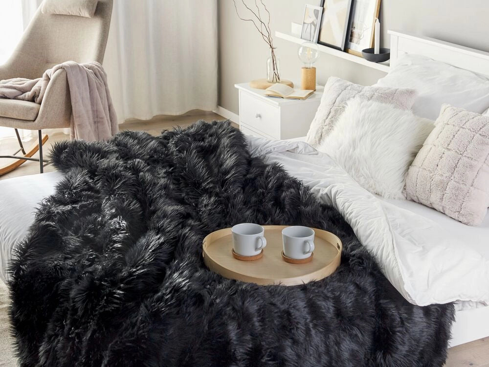 Copriletto Morbido in Pelliccia Sintetica 200 x 220 cm Nero plaid coperta