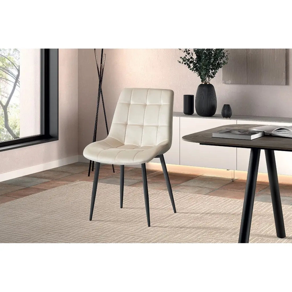 Sedia design KALI – Velluto beige e gambe in metallo