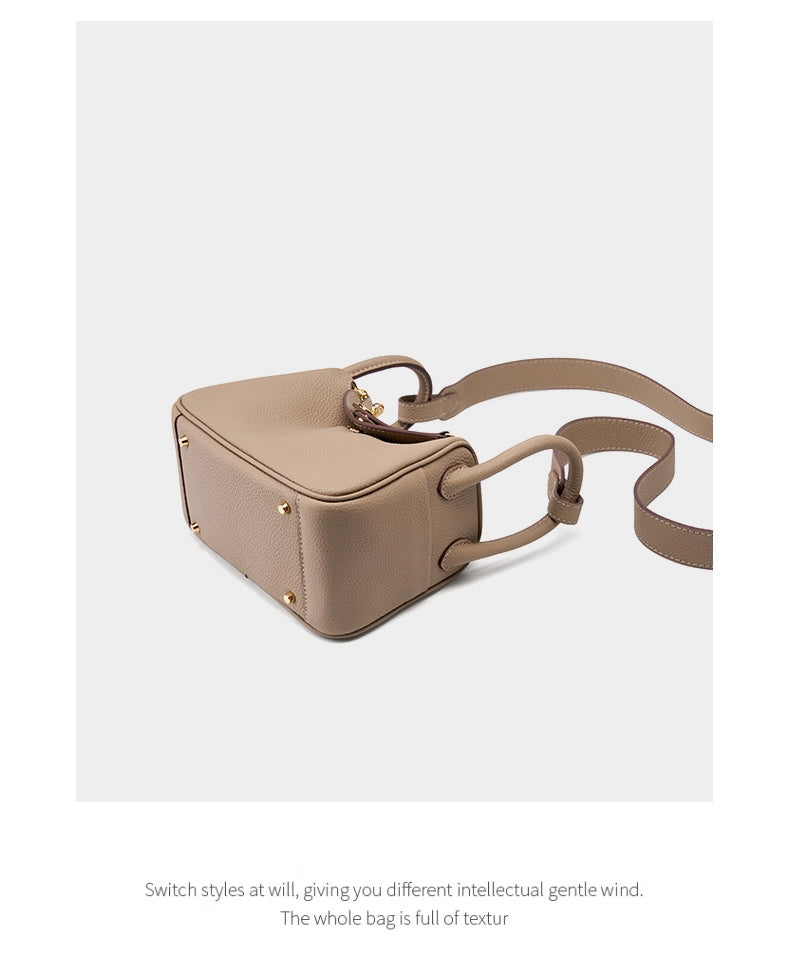 Mini borsa a tracolla Lindy in vera pelle, piccola borsa grigia