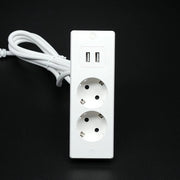 Scatola di alimentazione per il tavolo da lavoro con 2 prese, 2 porte USB e 1,5 metro di cavo - adatto per tavoli da lavoro e tavoli per riunioni (bianco).