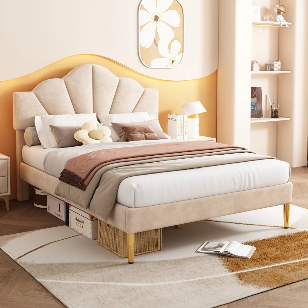 Letto matrimoniale imbottito 140x190 cm in velluto beige con testiera regolabile e rete a doghe