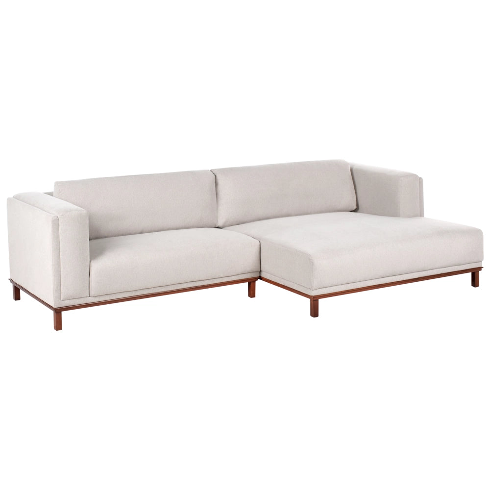 Divano angolare a sinistra Tessuto beige chiaro rivestito in poliestere Gambe in legno 4 posti spesso imbottiti Mobili da salotto in stile moderno