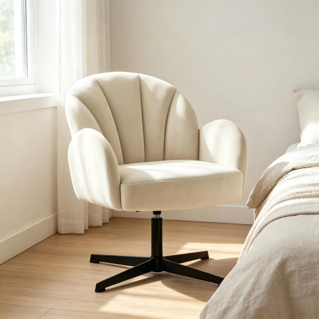 Poltrona girevole a conchiglia da salotto con schienale ergonomico e seduta imbottita in velluto beige e nero moderna