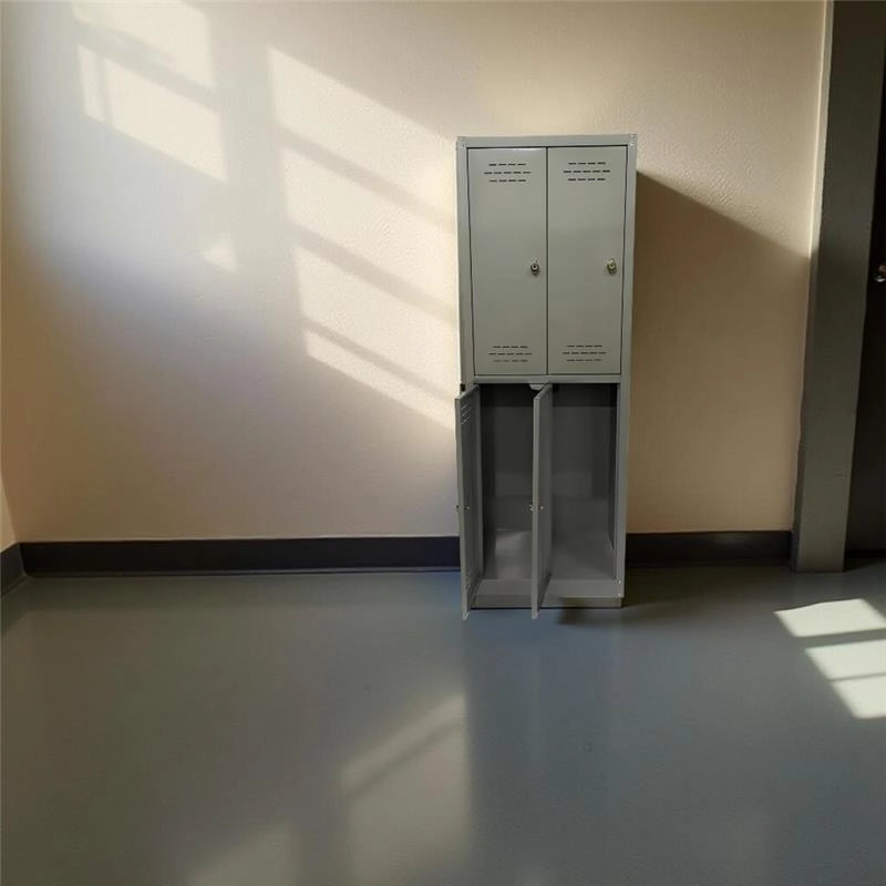 SPOGLIATOIO IN METALLO CON  4 ANTE  60 X 40 X H167 CM