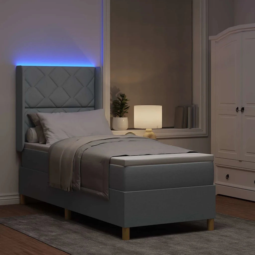 Letto a molle con materasso Grigio chiaro 140 x 200 cm Tessuto