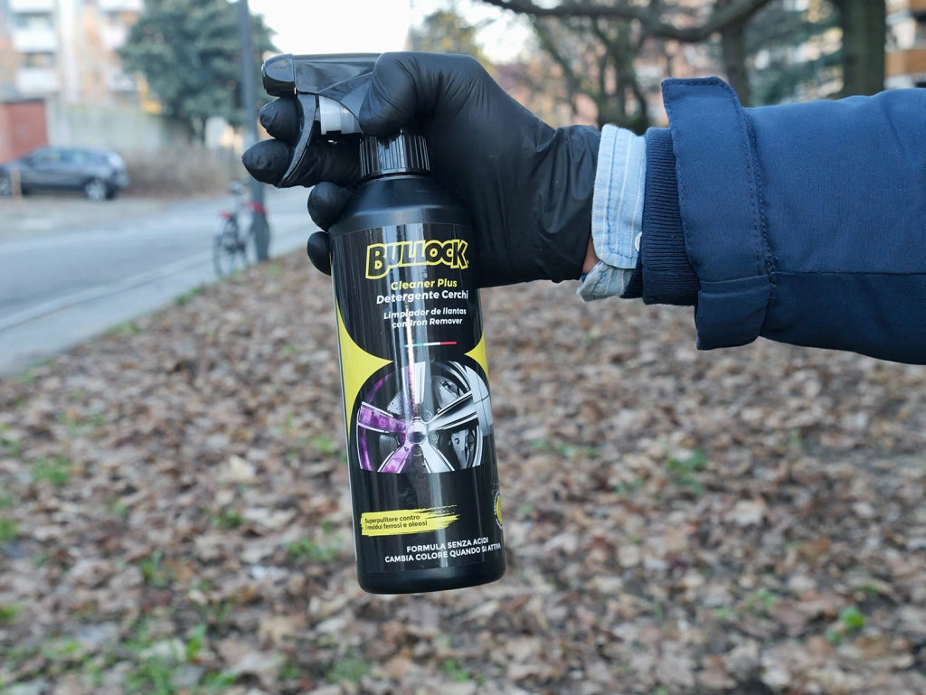 Bullock Car Care Cleaner Plus con Iron Remover, Superpulitore Cerchi contro Residui Ferrosi e Oleosi, Formula Senza Acidi, 375ml
