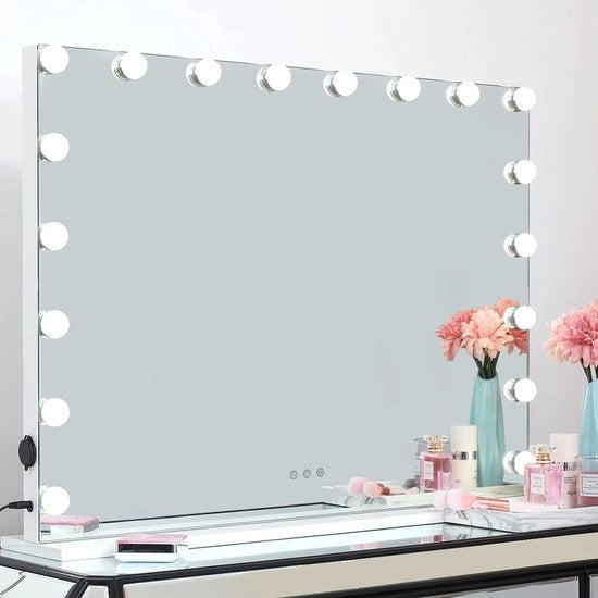 Specchio di trucco con 18 lampadine LED a bassa tensione - 3 modalità di colore - alimentazione USB - dimensioni 80x60 cm