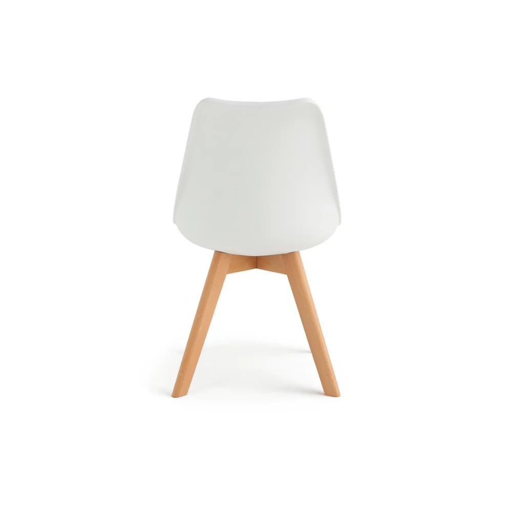 Set di 4 sedie da pranzo imbottite in polipropilene bianco Lola con struttura in legno facili da pulire | Duzzle