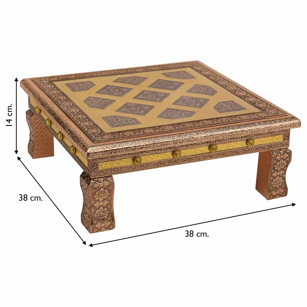 Tavolino in metallo goffrato color rame 38x38x14h